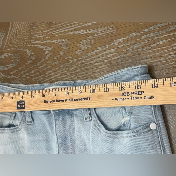 Judy Blue Faded Denim Distressed Shorts Small - Picture 7 of 8